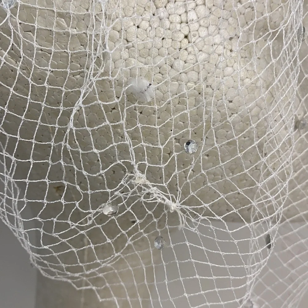 Eric Javits White Wedding Bridal Veil Hat - Picture 3 of 9